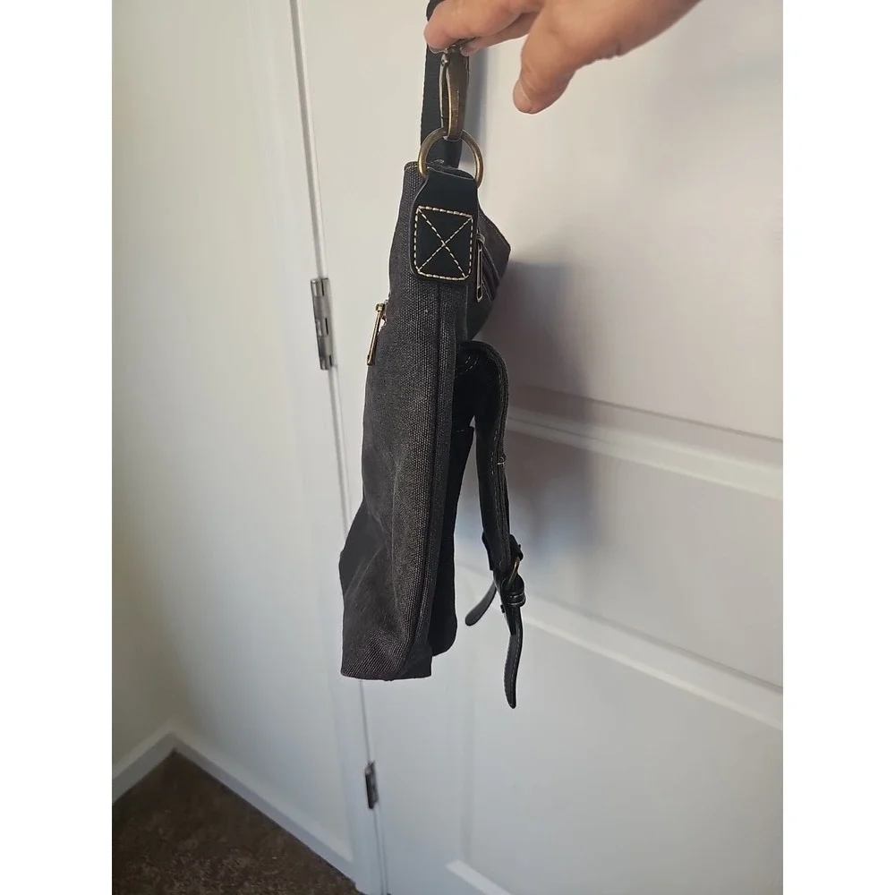 Prarie Schooner Unisex Crossbody Bag Black Canvas Heavy Duty‎ Multi Pocket